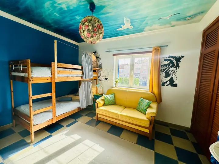 Light Blue Room — photo 1